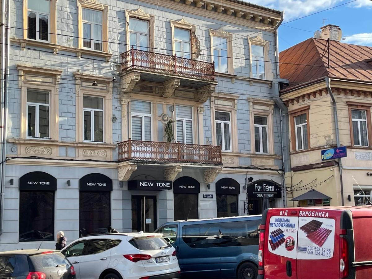 Lux Apartment In Zentrum Çernivtsi Dış mekan fotoğraf