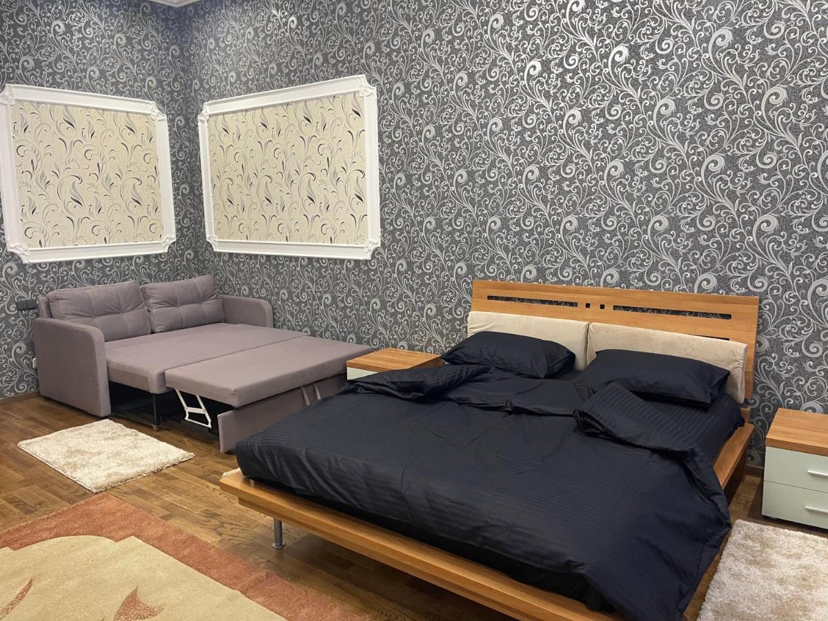 Lux Apartment In Zentrum Çernivtsi Dış mekan fotoğraf